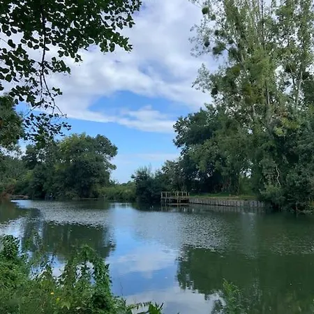 - Garden - Private Access To The Loir *