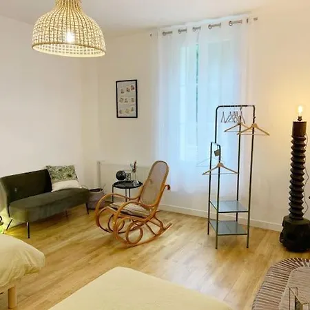 - Garden - Private Access To The Loir בית נופש *