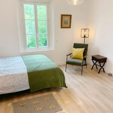 - Garden - Private Access To The Loir * La Chartre-sur-le-Loir